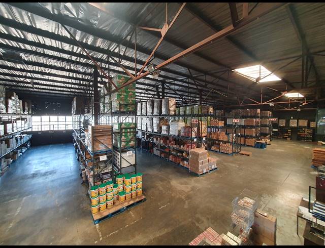 2,100M² WAREHOUSE TO LET IN CITY DEEP